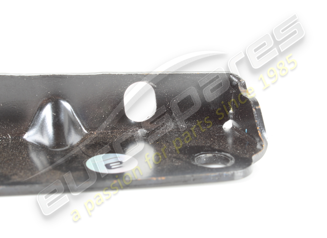 USED FERRARI RH BRACKET. PART NUMBER 80637200 (2) used ferrari rh bracket. part number 80637200 (2)