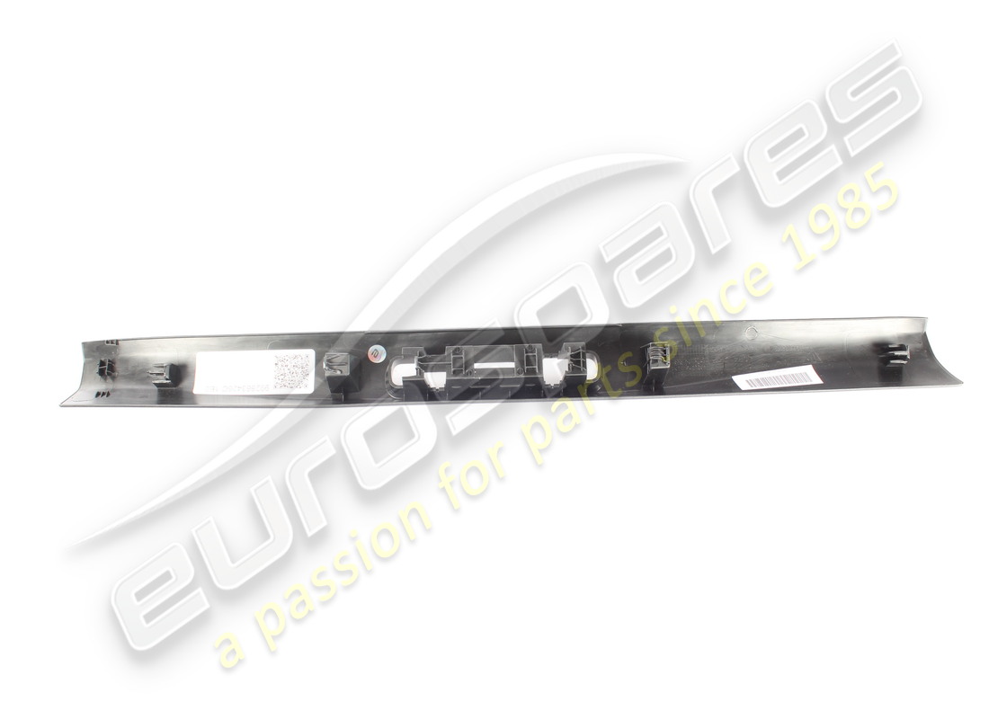 damaged porsche side member trim black. part number 992863426c1e0 (2)