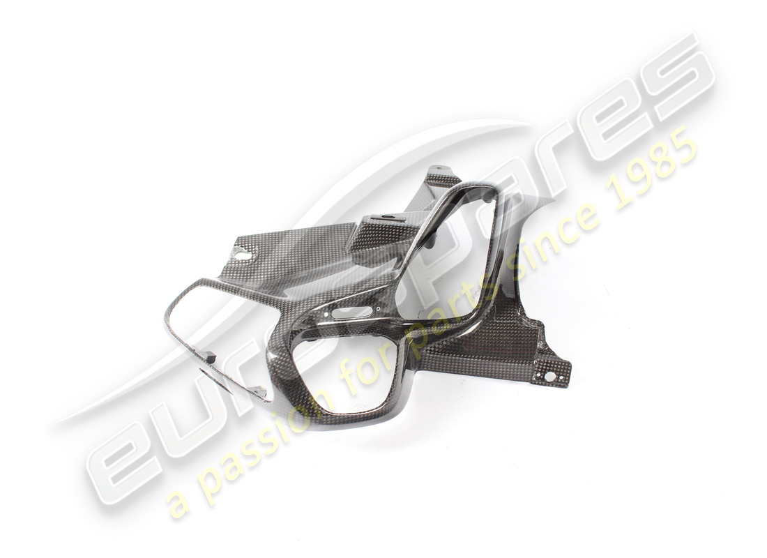 DAMAGED Ferrari CENTRAL VENT TRIM . PART NUMBER 83328100 (1)