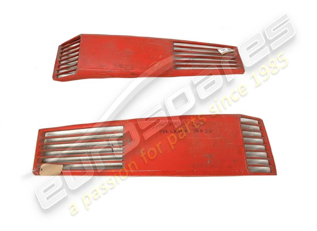 NEW Eurospares Lamborghini COUNTACH 25TH RH & LH REAR AIR INTAKE (MODIFIED) . PART NUMBER EAP1447569 (1)