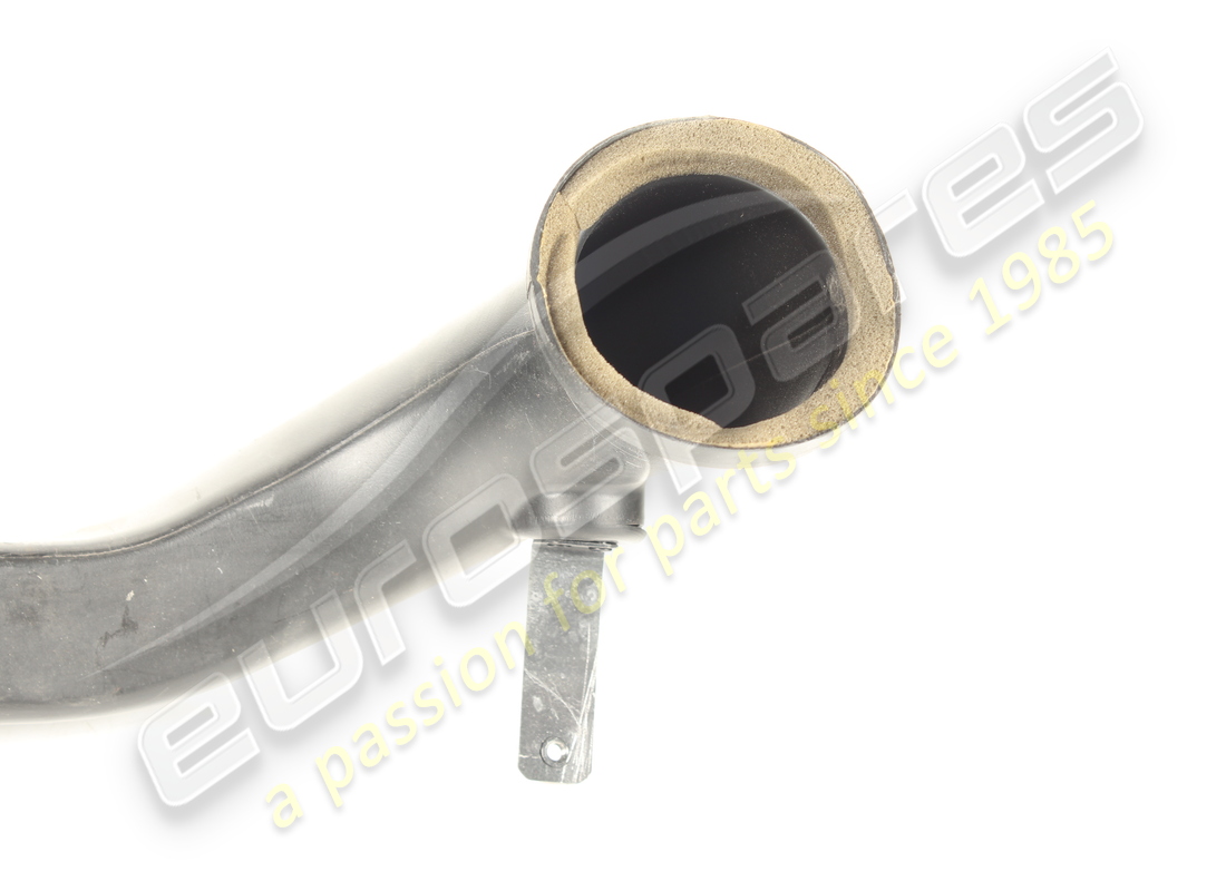 USED FERRARI PASSENGER SIDE AIR DUCT. PART NUMBER 81996700 (3) used ferrari passenger side air duct. part number 81996700 (3)