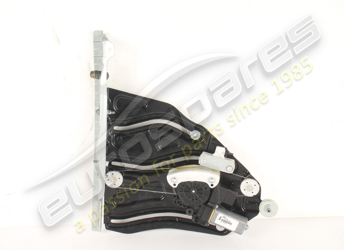 USED Ferrari REAR RH GLASS LIFT . PART NUMBER 69845100 (1)