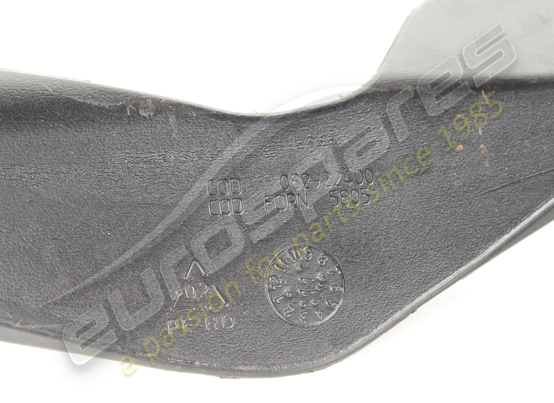 USED FERRARI RH REAR CABIN AIR FOOT DUCT. PART NUMBER 82922400 (2) used ferrari rh rear cabin air foot duct. part number 82922400 (2)