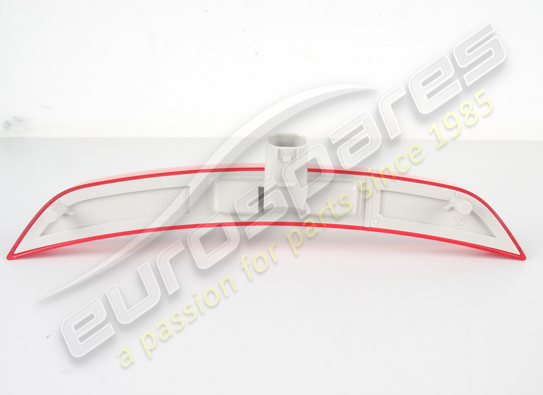 NEW FERRARI LH REAR SIDE MARKER. PART NUMBER 87329700 (4) new ferrari lh rear side marker. part number 87329700 (4)