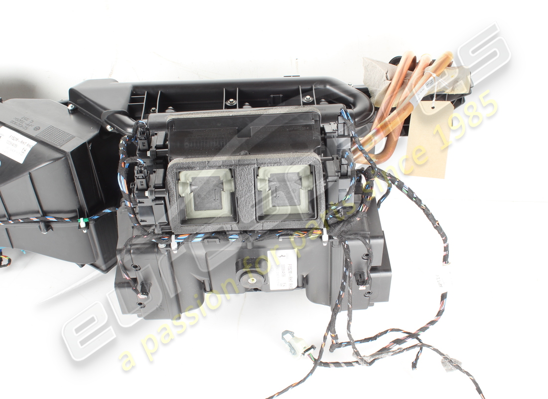 used ferrari complete air conditioning unit. part number 864856 (2)