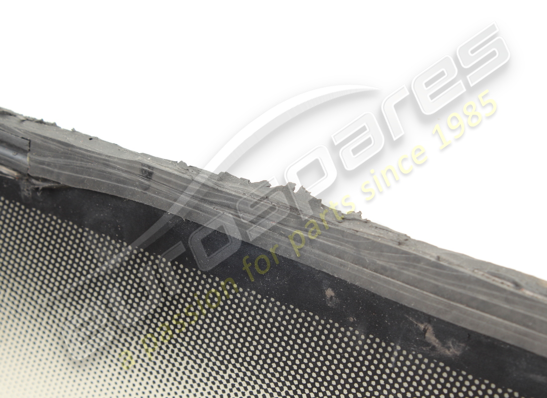 USED FERRARI FRONT WINDSCREEN (CENTRAL ANTENNA CONNECTION). PART NUMBER 63020000 (7) used ferrari front windscreen (central antenna connection). part number 63020000 (7)