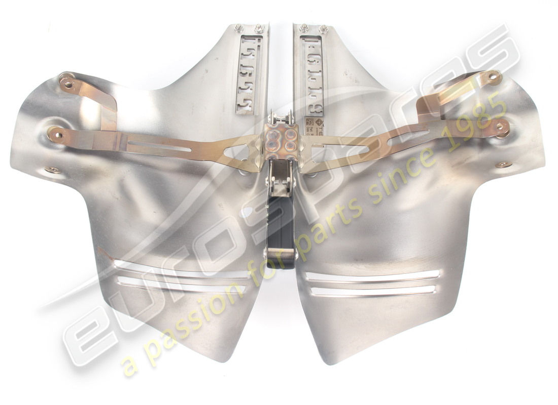 used ferrari riparo calore superiore turb. part number 902850 (5)