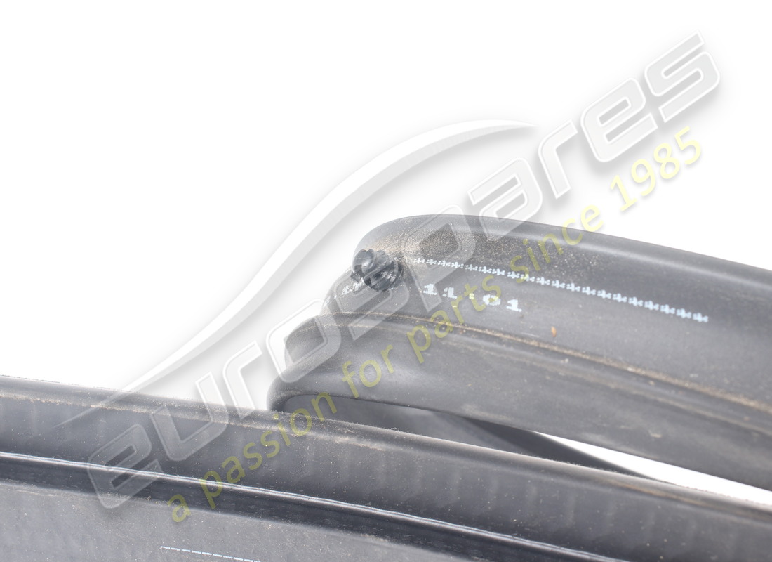 used ferrari internal lh window scraper s. part number 86871600 (3)