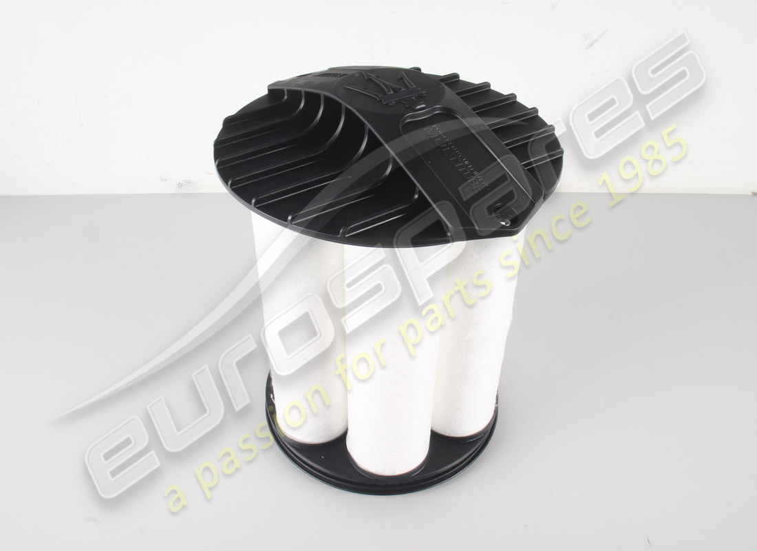NEW MASERATI INTAKE ENGINE AIR FILTER KIT. PART NUMBER 673011137 (4) new maserati intake engine air filter kit. part number 673011137 (4)