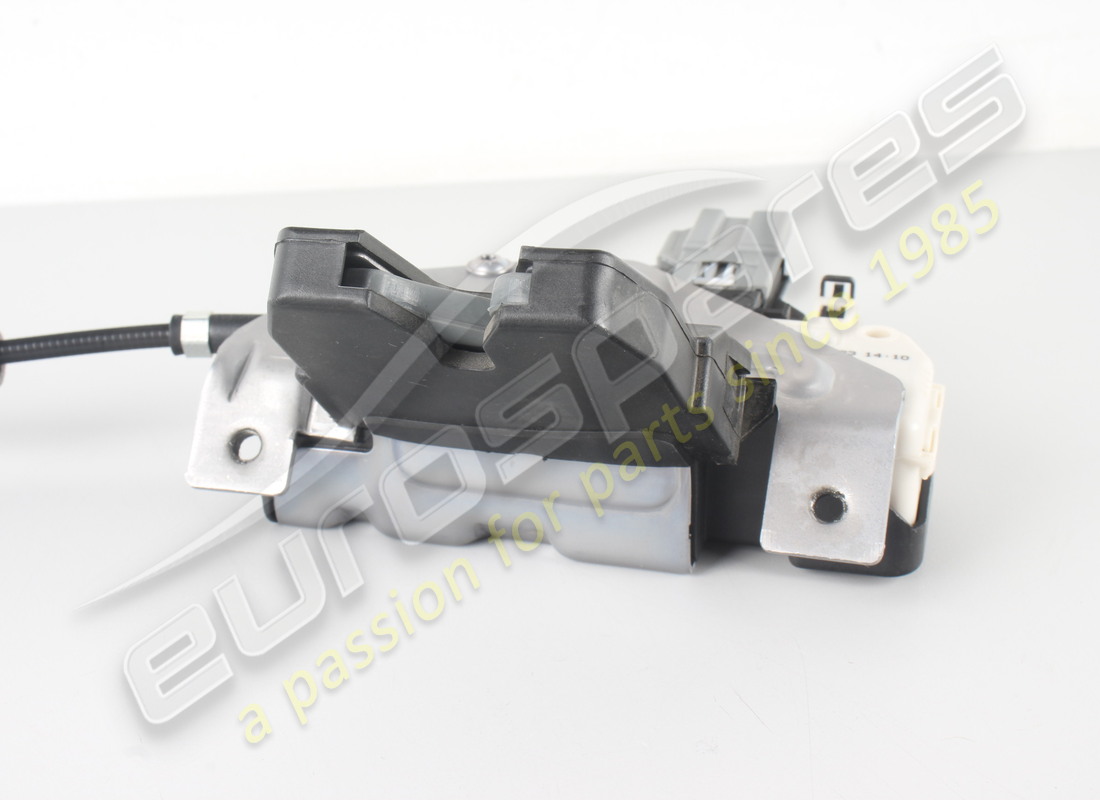 new aston martin latch- lft/gt. part number 6g3331253052aa (2)