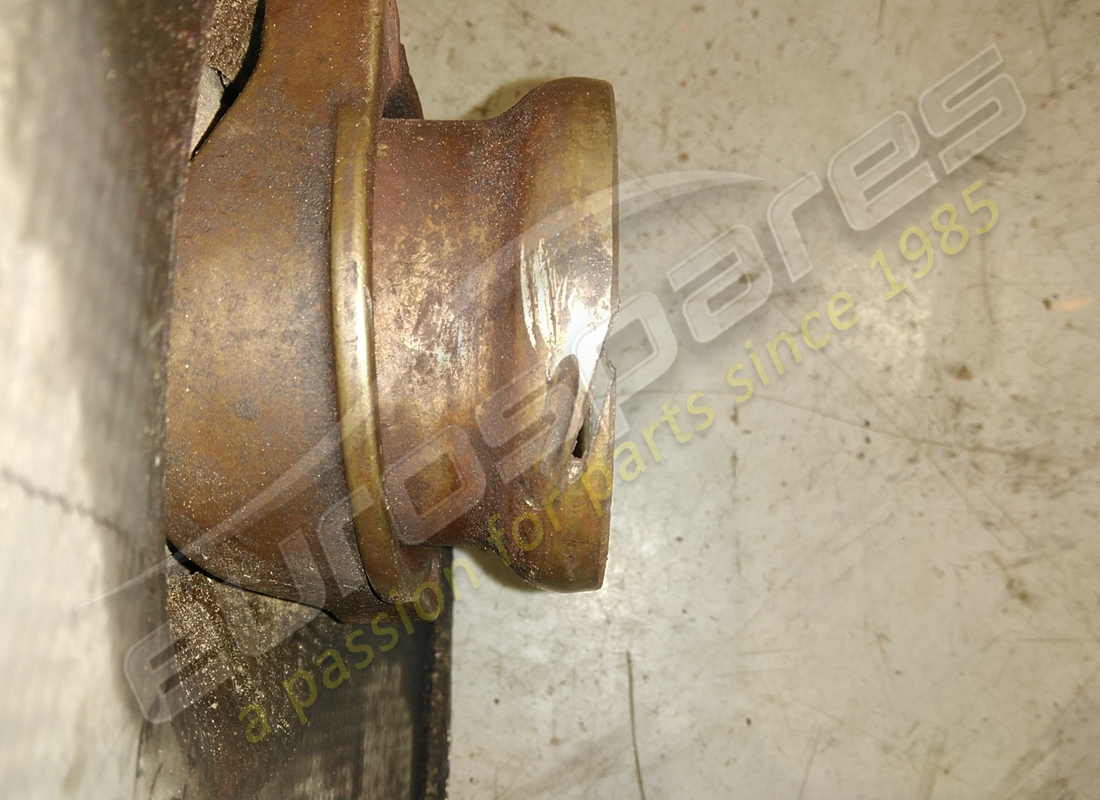 DAMAGED FERRARI RH REAR SILENCER TAILPIPE. PART NUMBER 156347 (2) damaged ferrari rh rear silencer tailpipe. part number 156347 (2)