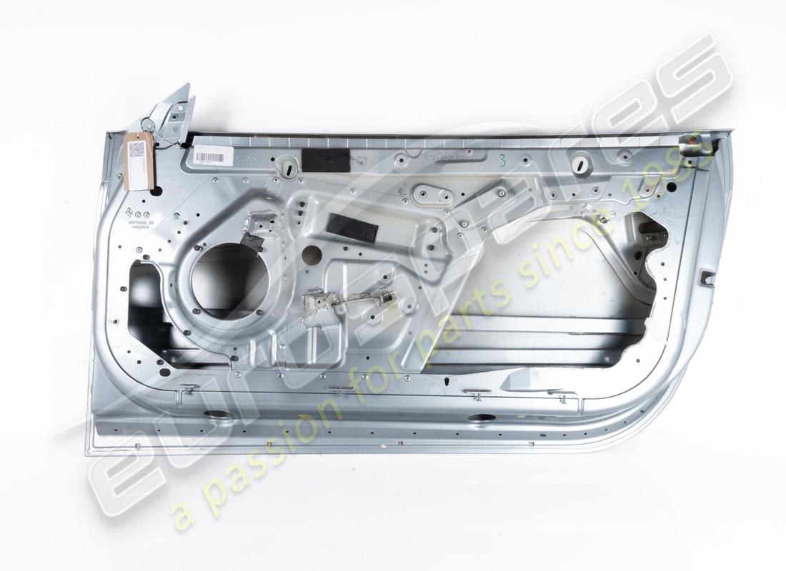 USED FERRARI COMPLETE RH LATERAL DOOR. PART NUMBER 83992211 (4) used ferrari complete rh lateral door. part number 83992211 (4)