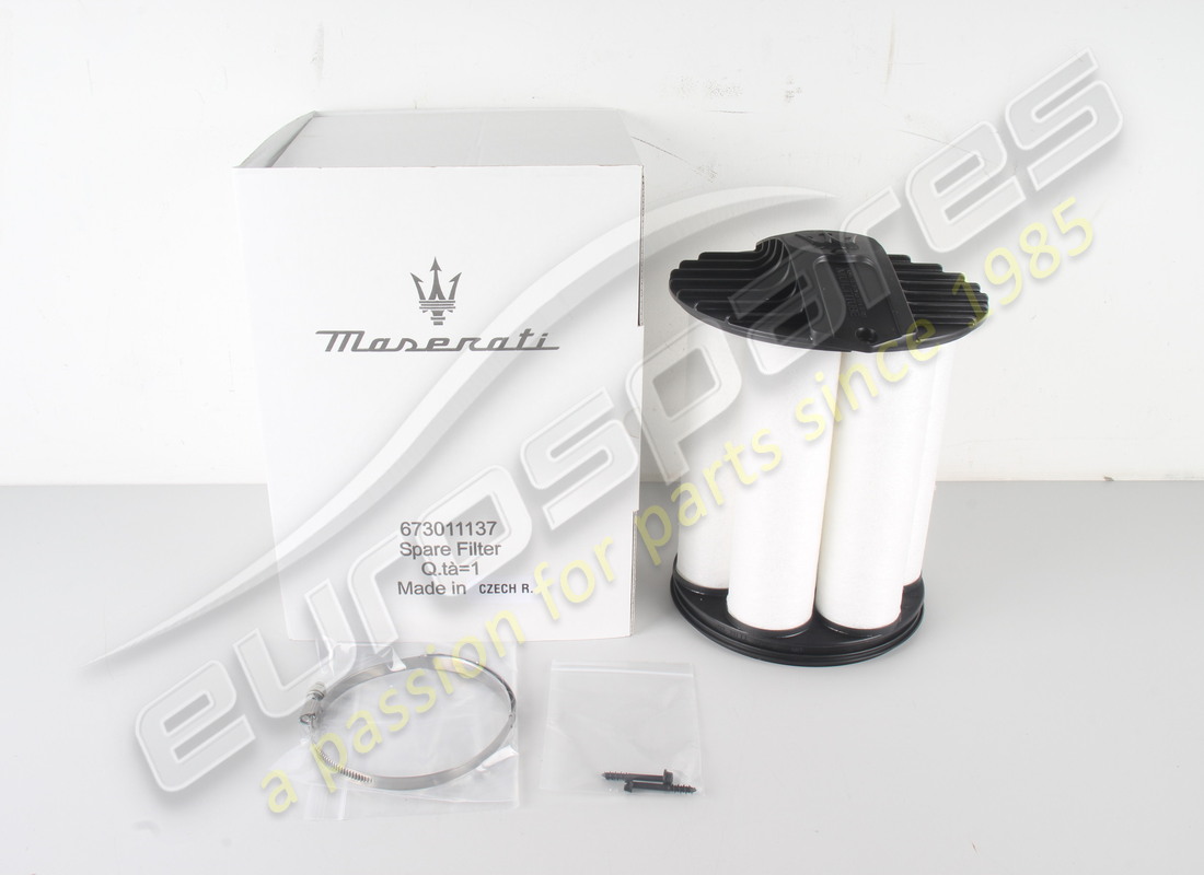 NEW MASERATI INTAKE ENGINE AIR FILTER KIT. PART NUMBER 673011137 (1) new maserati intake engine air filter kit. part number 673011137 (1)