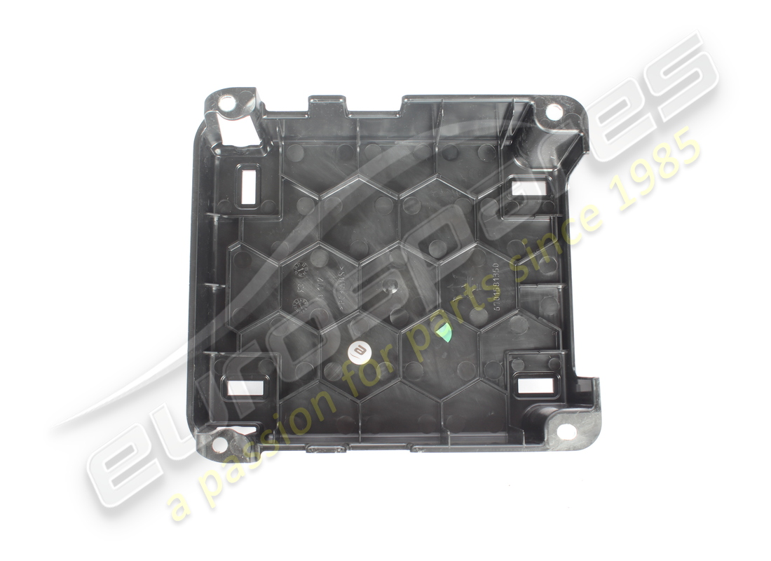 USED MASERATI COVER UNIT EXEM. PART NUMBER 670158135 (2) used maserati cover unit exem. part number 670158135 (2)