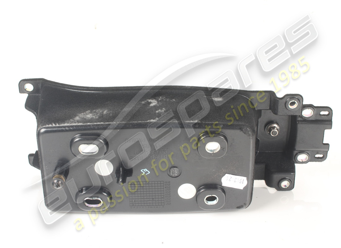 USED FERRARI COMPLETE REAR CENTRE TUNNEL TR. PART NUMBER 903599 (4) used ferrari complete rear centre tunnel tr. part number 903599 (4)