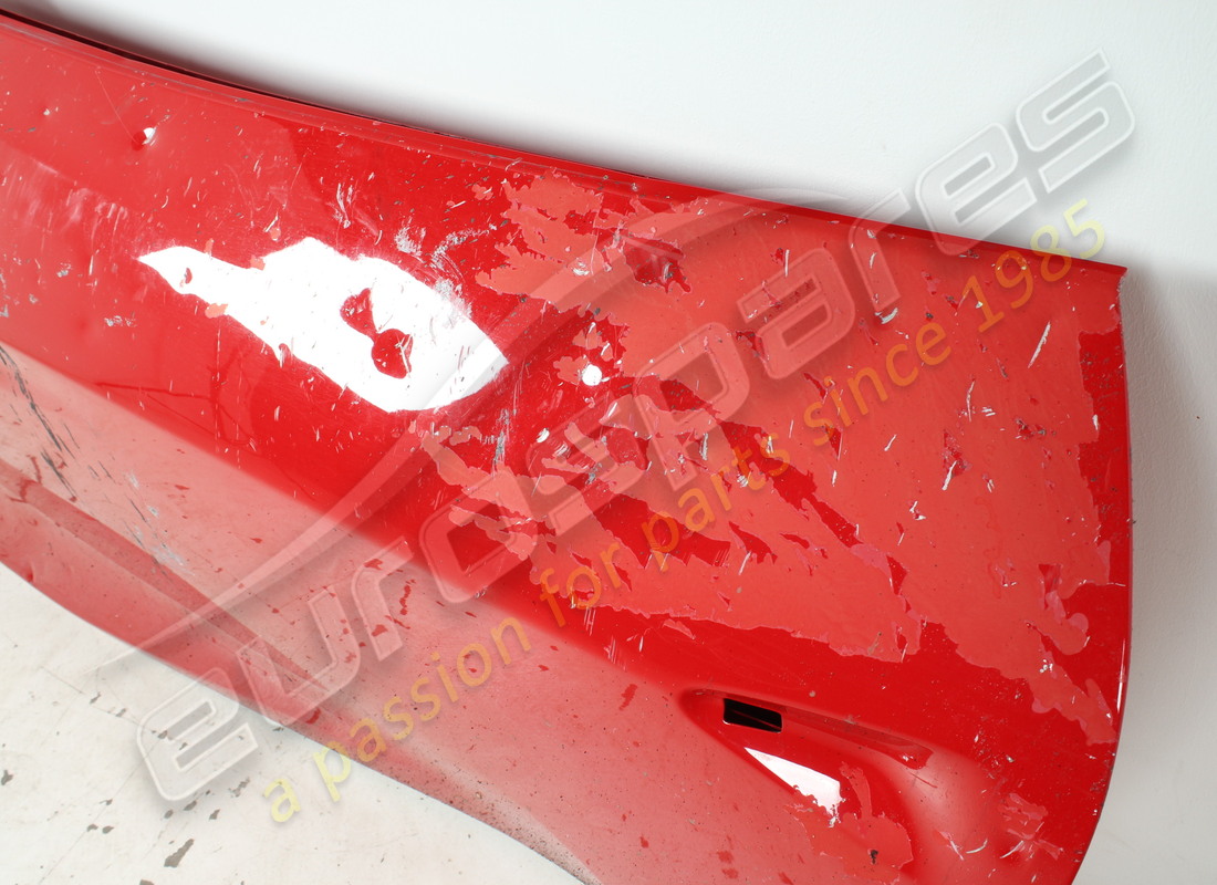 DAMAGED FERRARI LH DOOR. PART NUMBER 985765675 (4) damaged ferrari lh door. part number 985765675 (4)
