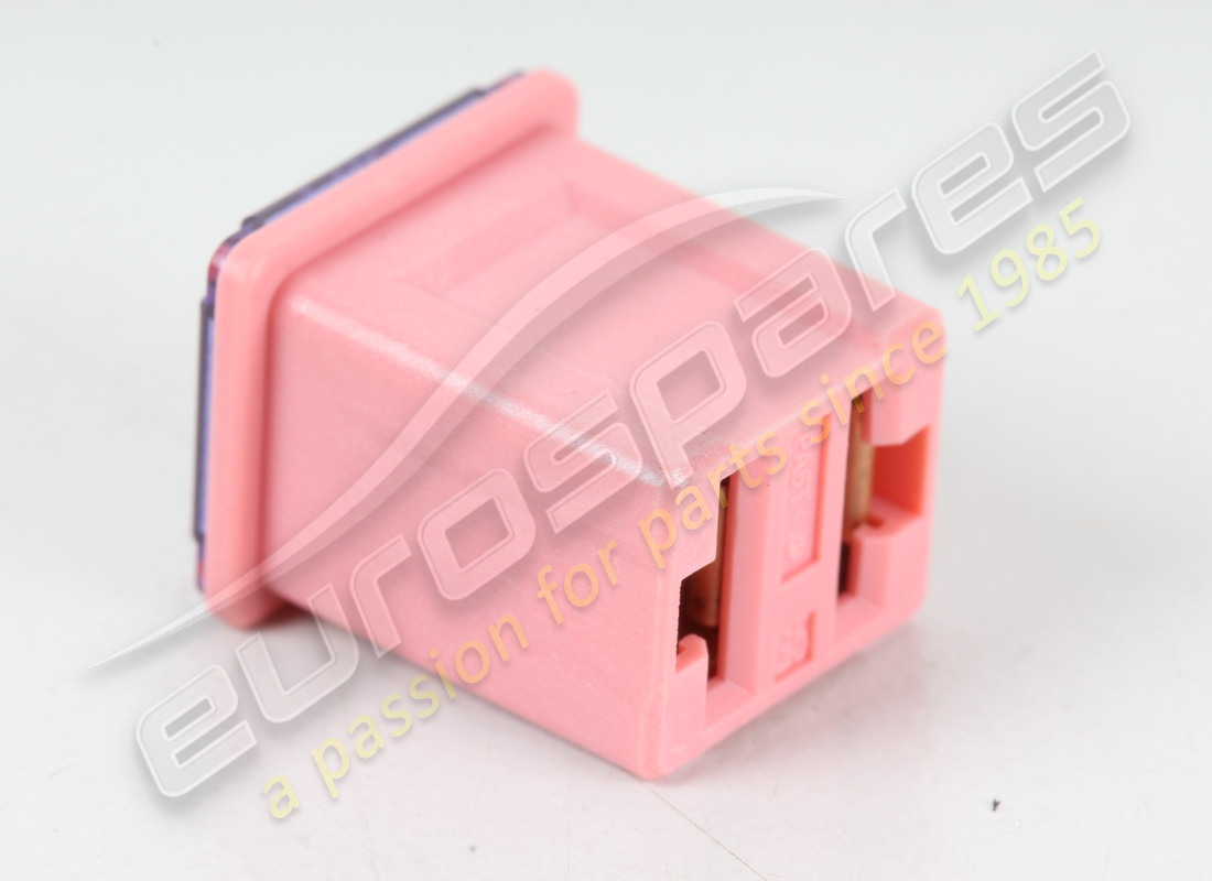 NEW MASERATI J-CASE FUSE 30A LOW PROFILE. PART NUMBER 673002854 (2) new maserati j-case fuse 30a low profile. part number 673002854 (2)