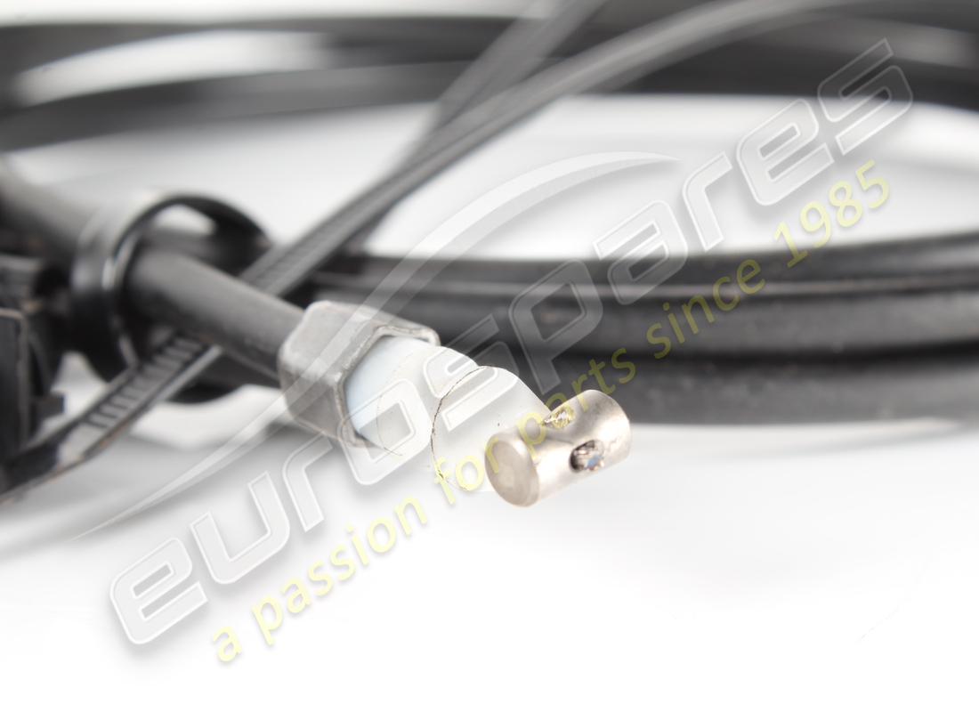 used ferrari lid release bowden cable rhd part number 83994200 (2)