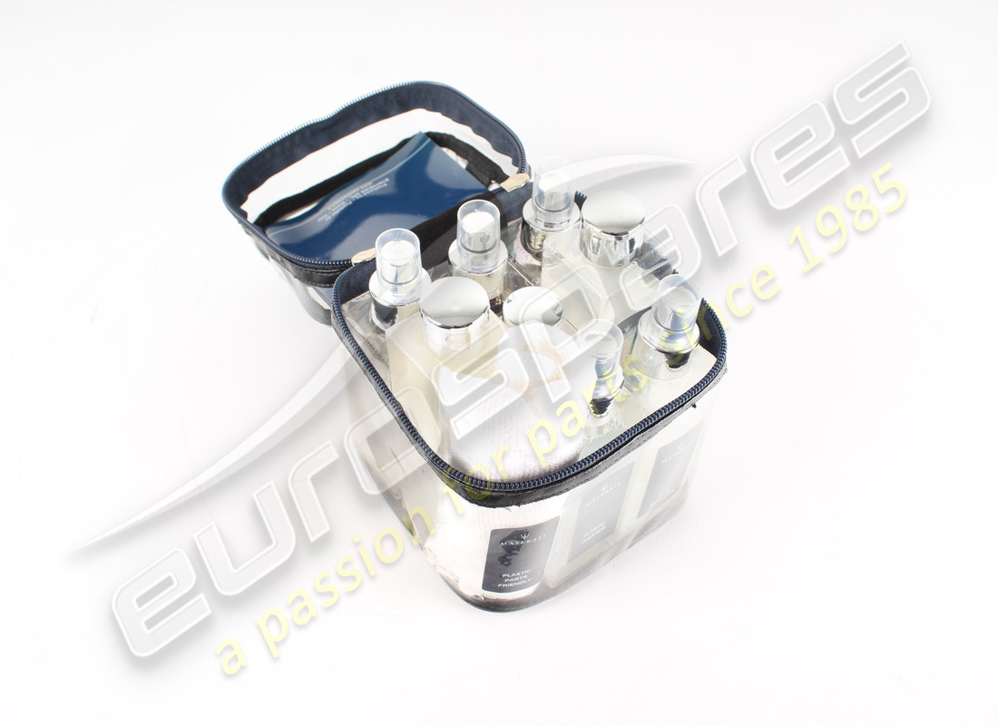 NEW MASERATI CAR CARE KIT. PART NUMBER 940000103 (3) new maserati car care kit. part number 940000103 (3)