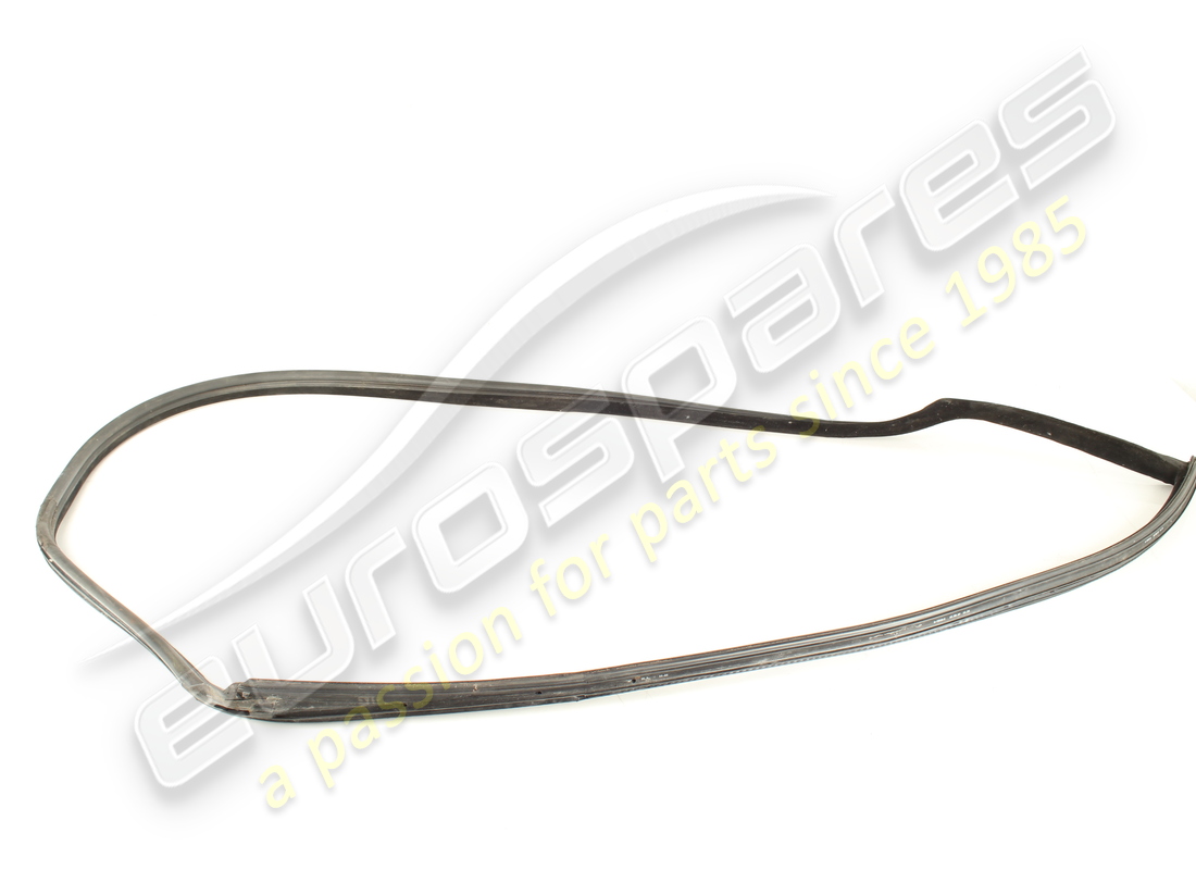 DAMAGED Ferrari RH GASKET . PART NUMBER 64740000 (1)
