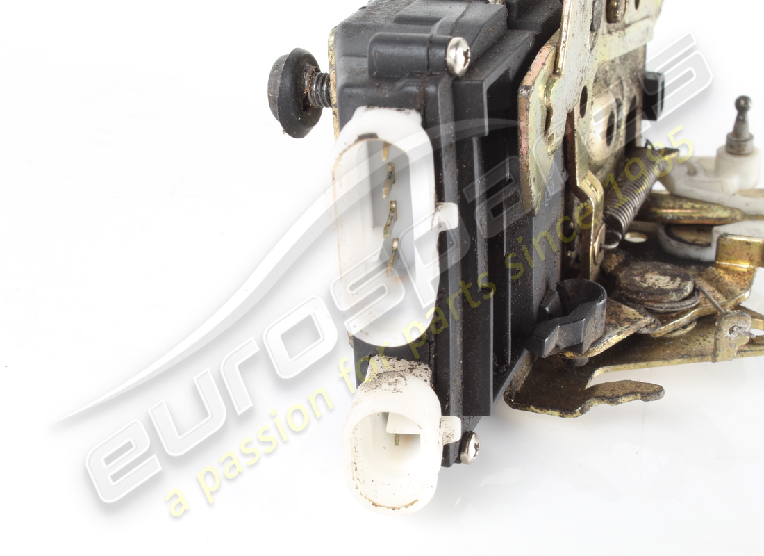 used maserati front rh door lock. part number 374500146 (2)