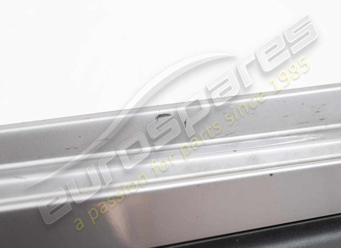 USED MASERATI RH SIDE SKIRT (PRIMER). PART NUMBER 673000022 (6) used maserati rh side skirt (primer). part number 673000022 (6)