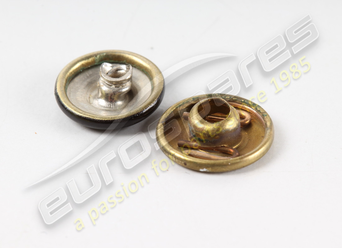 NEW (OTHER) MASERATI AUTOMATIC GEAR LEVER LEATHER SURROUND - RHD - CREAM. PART NUMBER 981001402 (10) new (other) maserati automatic gear lever leather surround - rhd - cream. part number 981001402 (10)