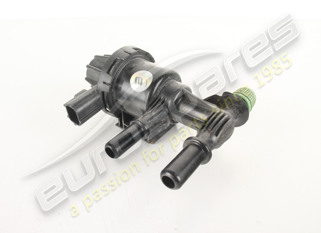 USED ASTON MARTIN VALVE ASSEMBLY FUEL VAPOUR VENT. PART NUMBER 4L249G641BB (1) used aston martin valve assembly fuel vapour vent. part number 4l249g641bb (1)