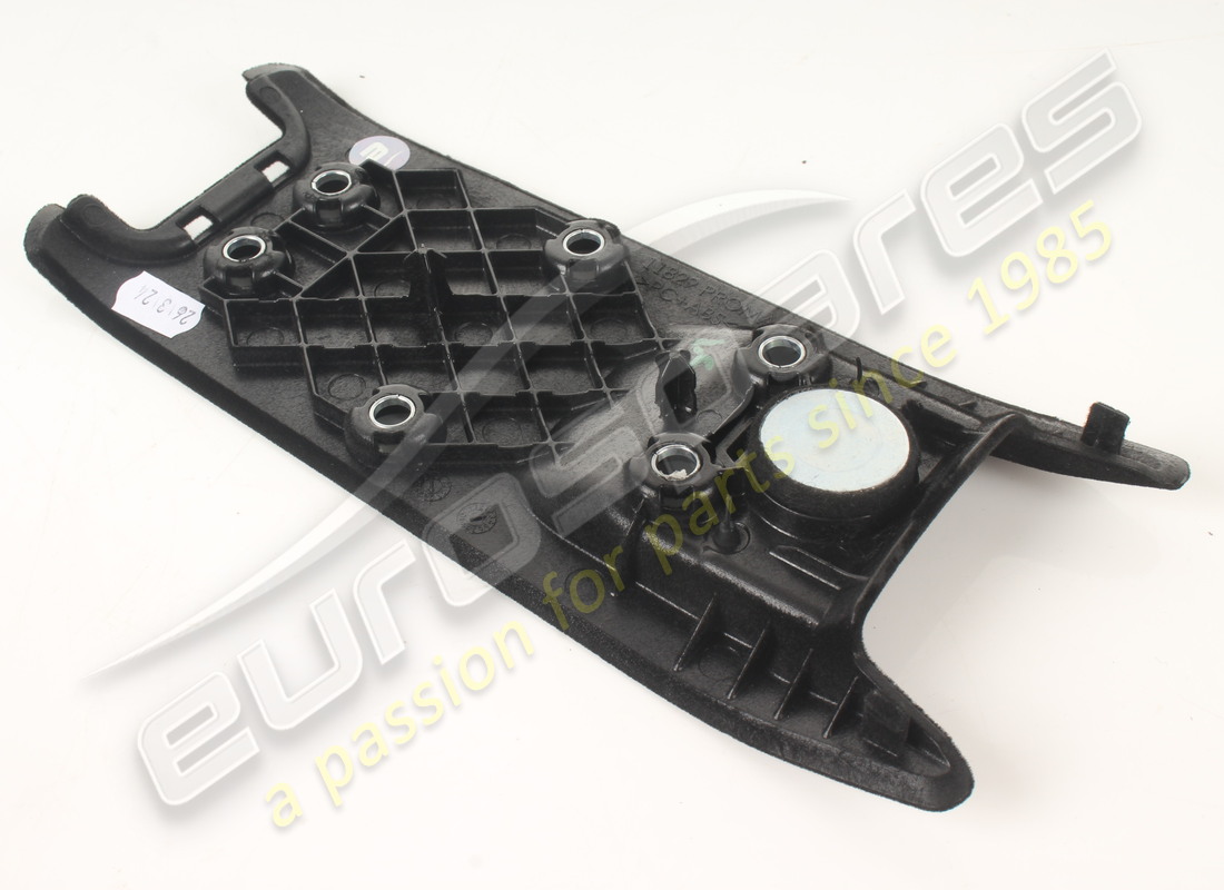 used ferrari complete tunnel compartment li. part number 812005 (4)