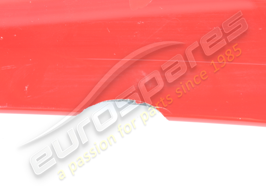 DAMAGED FERRARI COMPLETE UPPER SPOILER COVER. PART NUMBER 985821722 (7) damaged ferrari complete upper spoiler cover. part number 985821722 (7)