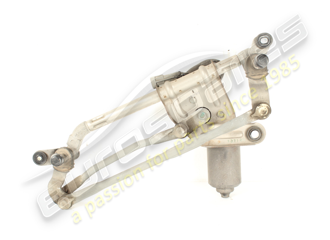 USED FERRARI WINDSCREEN WIPER WITH MOTOR. PART NUMBER 84198200 (1) used ferrari windscreen wiper with motor. part number 84198200 (1)