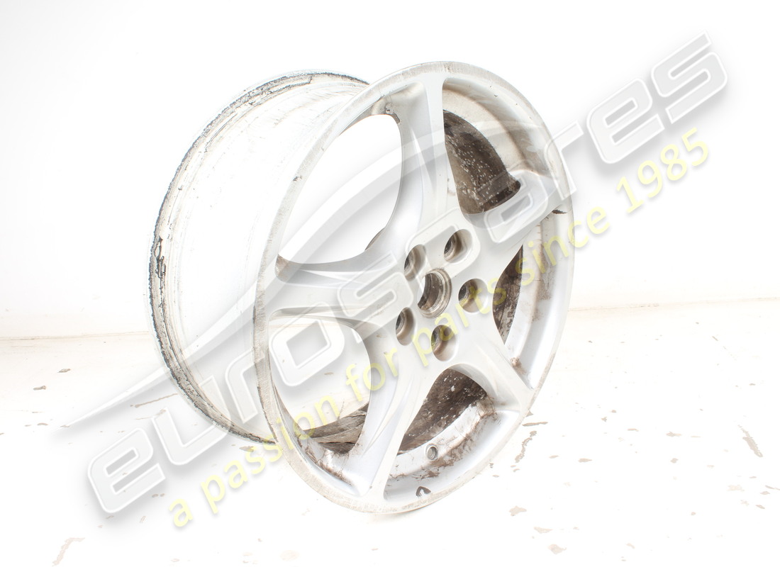 used ferrari front wheel rim 8jx18. part number 194186 (2)