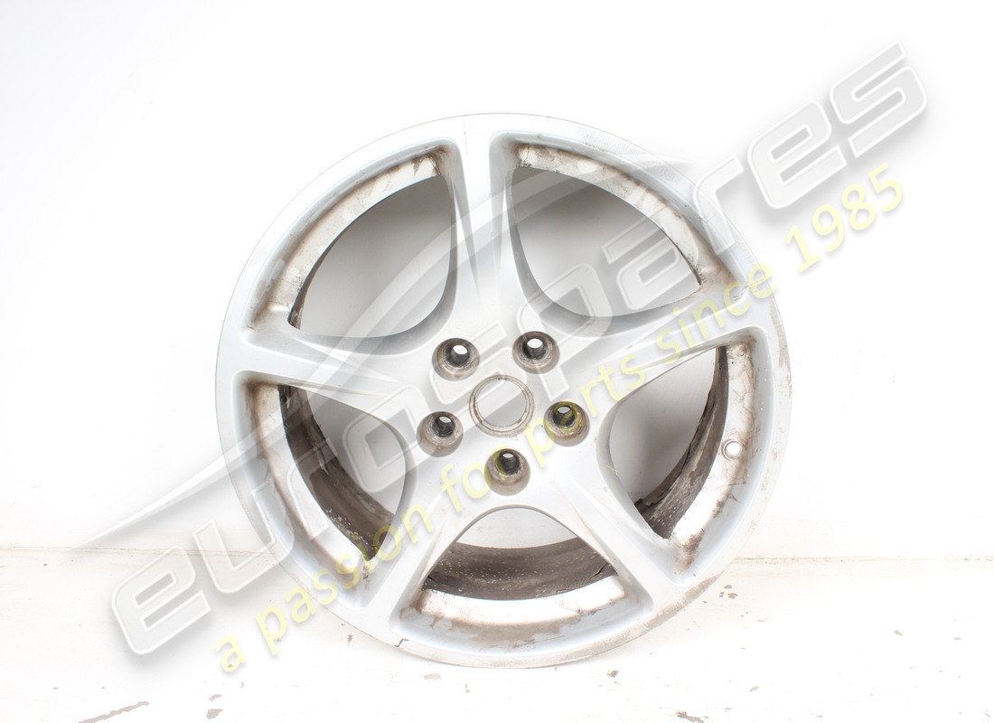 used ferrari front wheel rim 8jx18. part number 194186 (4)