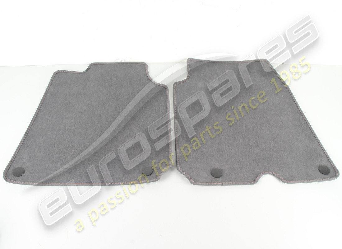new ferrari rhd carpets set in black. part number 69693190 (1)