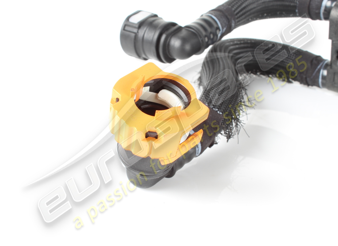 USED FERRARI EXTERNAL VAPOUR SEPARATOR KI. PART NUMBER 328256 (4) used ferrari external vapour separator ki. part number 328256 (4)