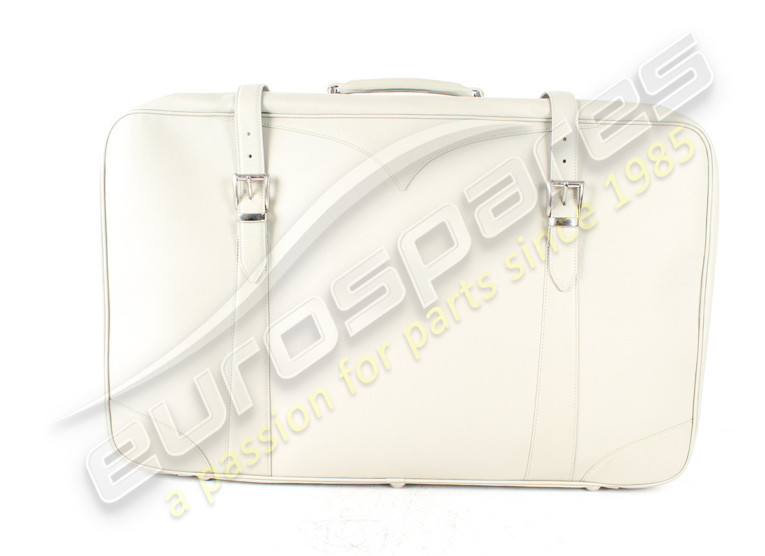 new maserati luggage set. part number 920000329 (3)