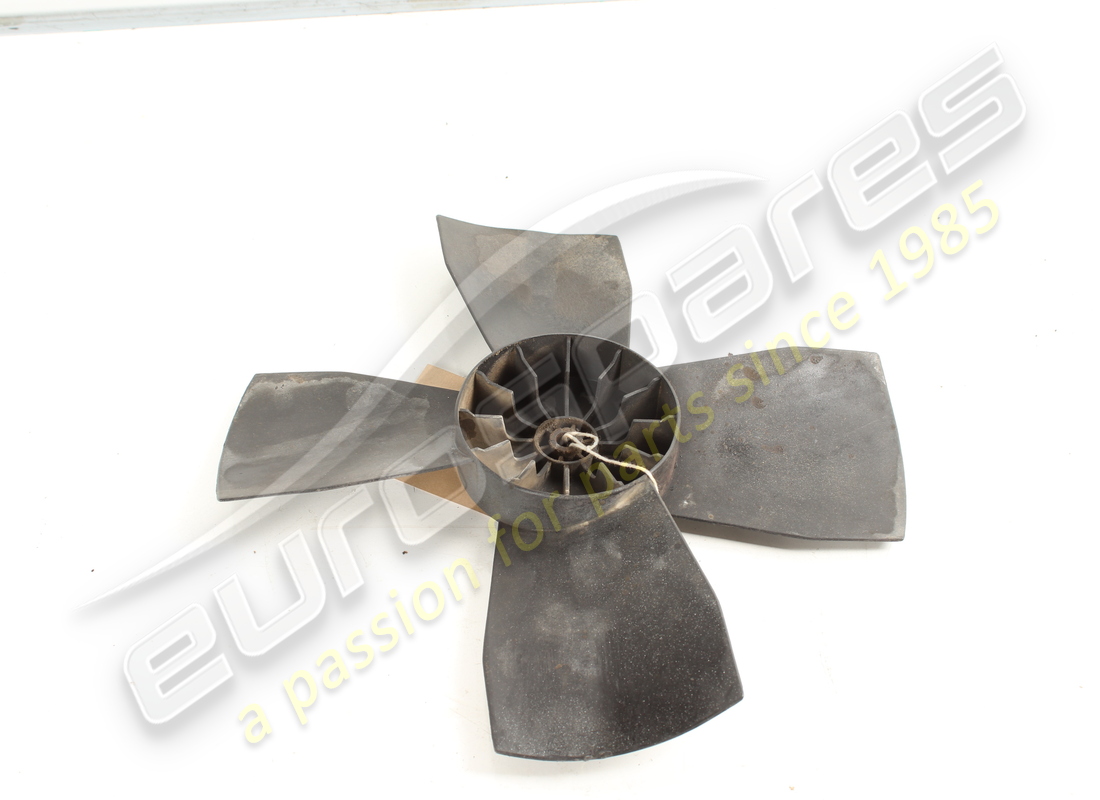 used ferrari fan blade. part number 122953 (2)