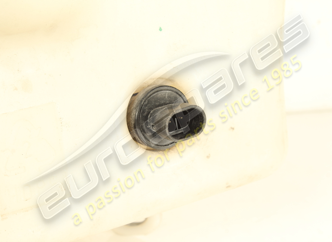 USED FERRARI WINDSCREEN HEADLIGHT WASHER RESERVOIR COMPLETE. PART NUMBER 84028400 (2) used ferrari windscreen headlight washer reservoir complete. part number 84028400 (2)