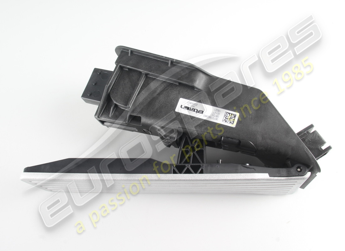 NEW MASERATI ACCELERATOR PEDAL. PART NUMBER 670156296 (2) new maserati accelerator pedal. part number 670156296 (2)