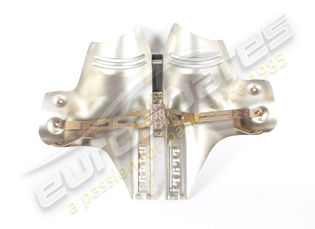 used ferrari riparo calore superiore turb. part number 902850 (2)