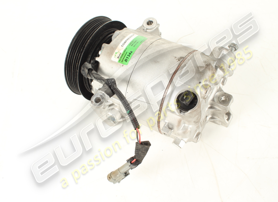 USED FERRARI AIR CONDITIONING COMPRESSOR. PART NUMBER 265692 (7) used ferrari air conditioning compressor. part number 265692 (7)