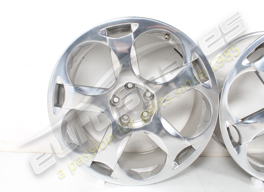 used lamborghini cassiopea wheel set (silver). part number 0r1400091 (2)