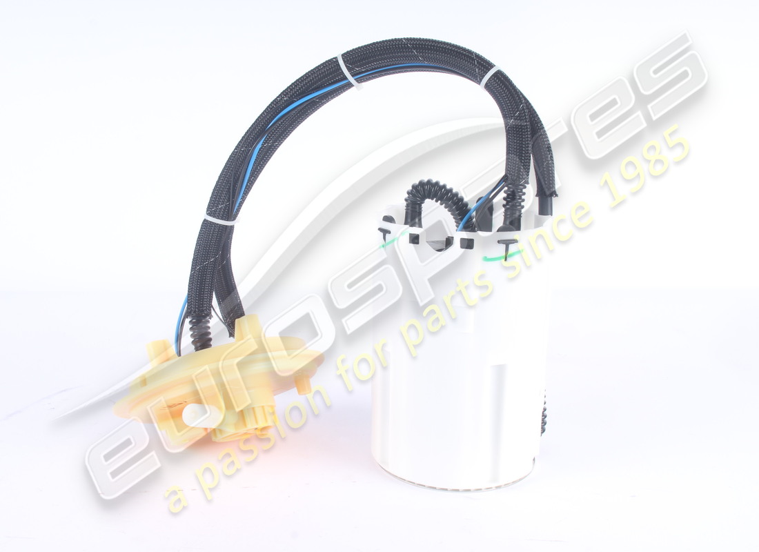 NEW BOSCH LH COMPLETE FUEL PUMP. PART NUMBER 239819 (2) new bosch lh complete fuel pump. part number 239819 (2)