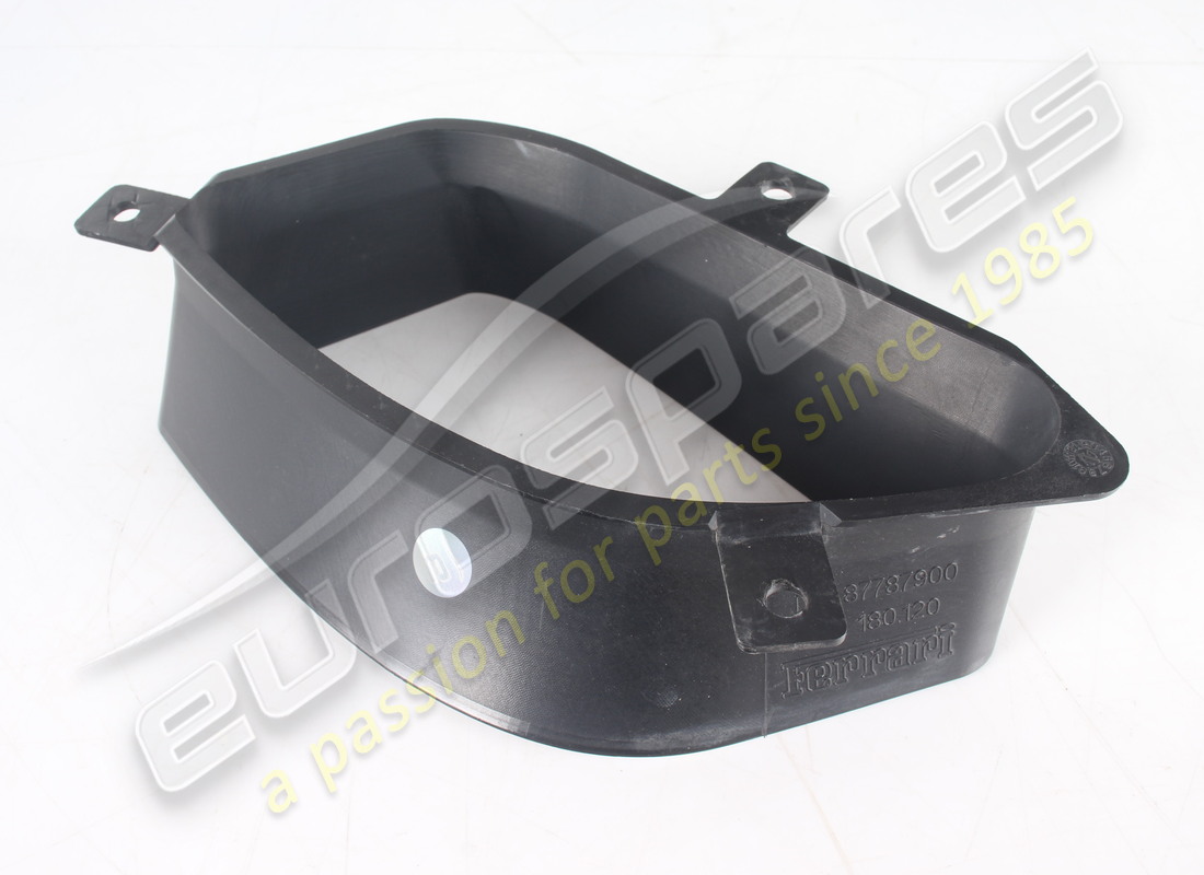 USED Ferrari RH AIR DUCT . PART NUMBER 87787900 (1)