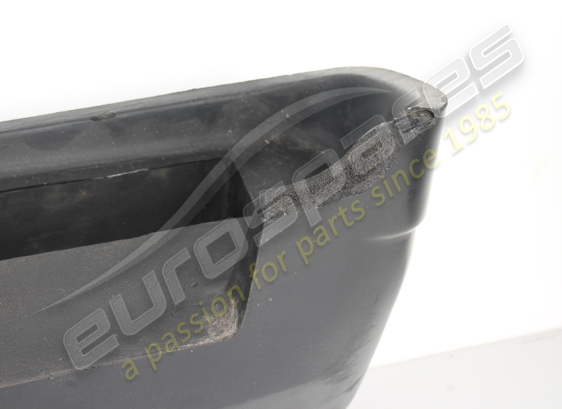 new (other) ferrari front bumper. part number 60186806 (7)