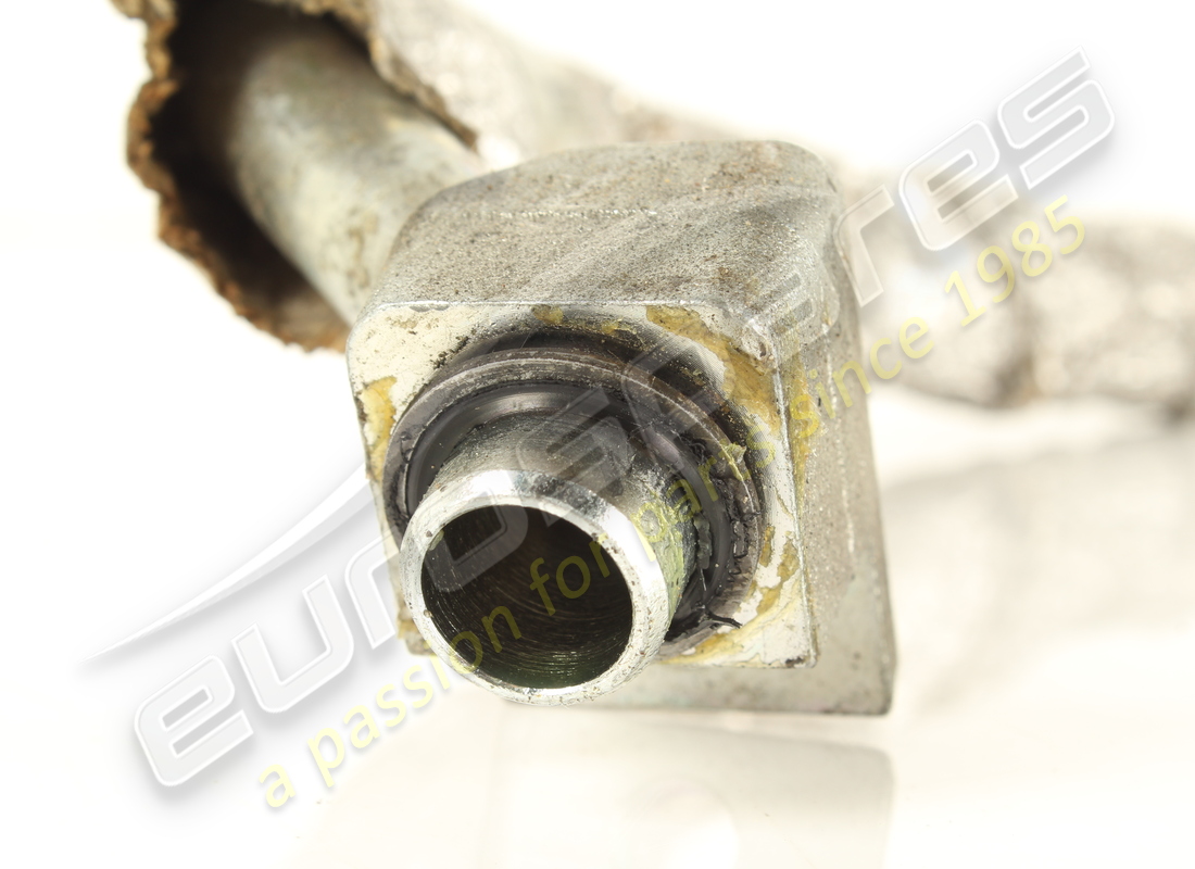 used ferrari pipe between disconnector un. part number 257933 (2)
