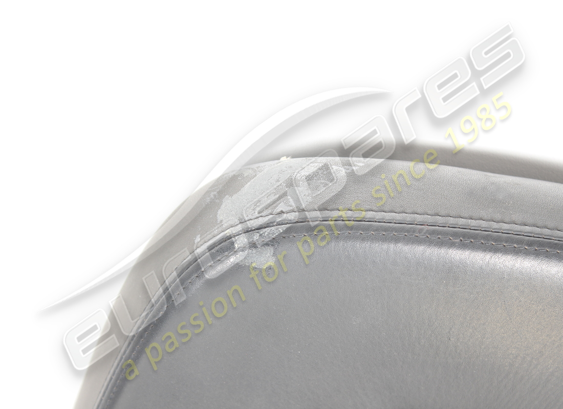 USED FERRARI RH FRONT SEAT COMPLETE. PART NUMBER 61561400 (5) used ferrari rh front seat complete. part number 61561400 (5)