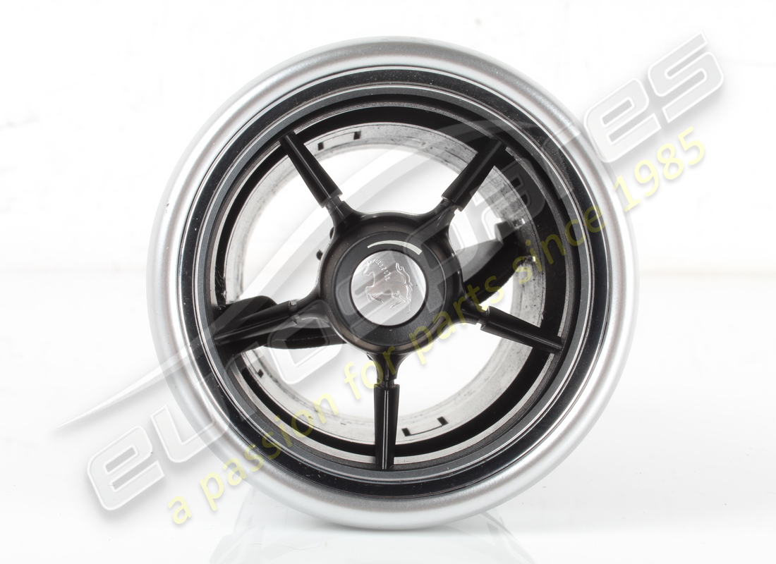 USED FERRARI AIR VENT. PART NUMBER 86520400 (2) used ferrari air vent. part number 86520400 (2)