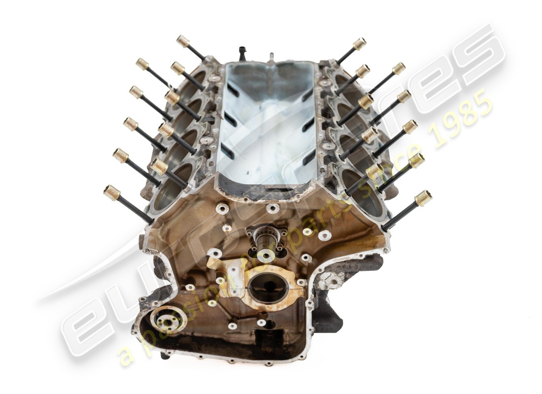 used maserati complete crankcase. part number 223371 (2)