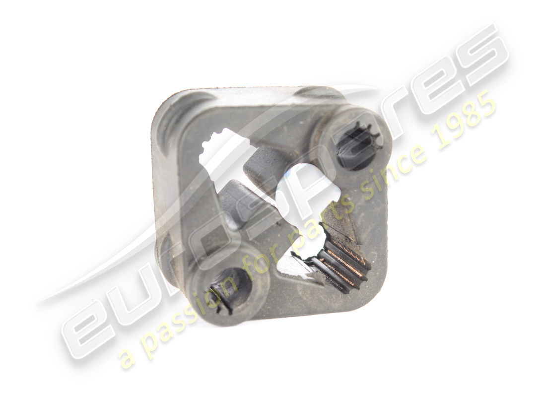 USED MASERATI SMALL BLOCK. PART NUMBER 675001500 (1) used maserati small block. part number 675001500 (1)